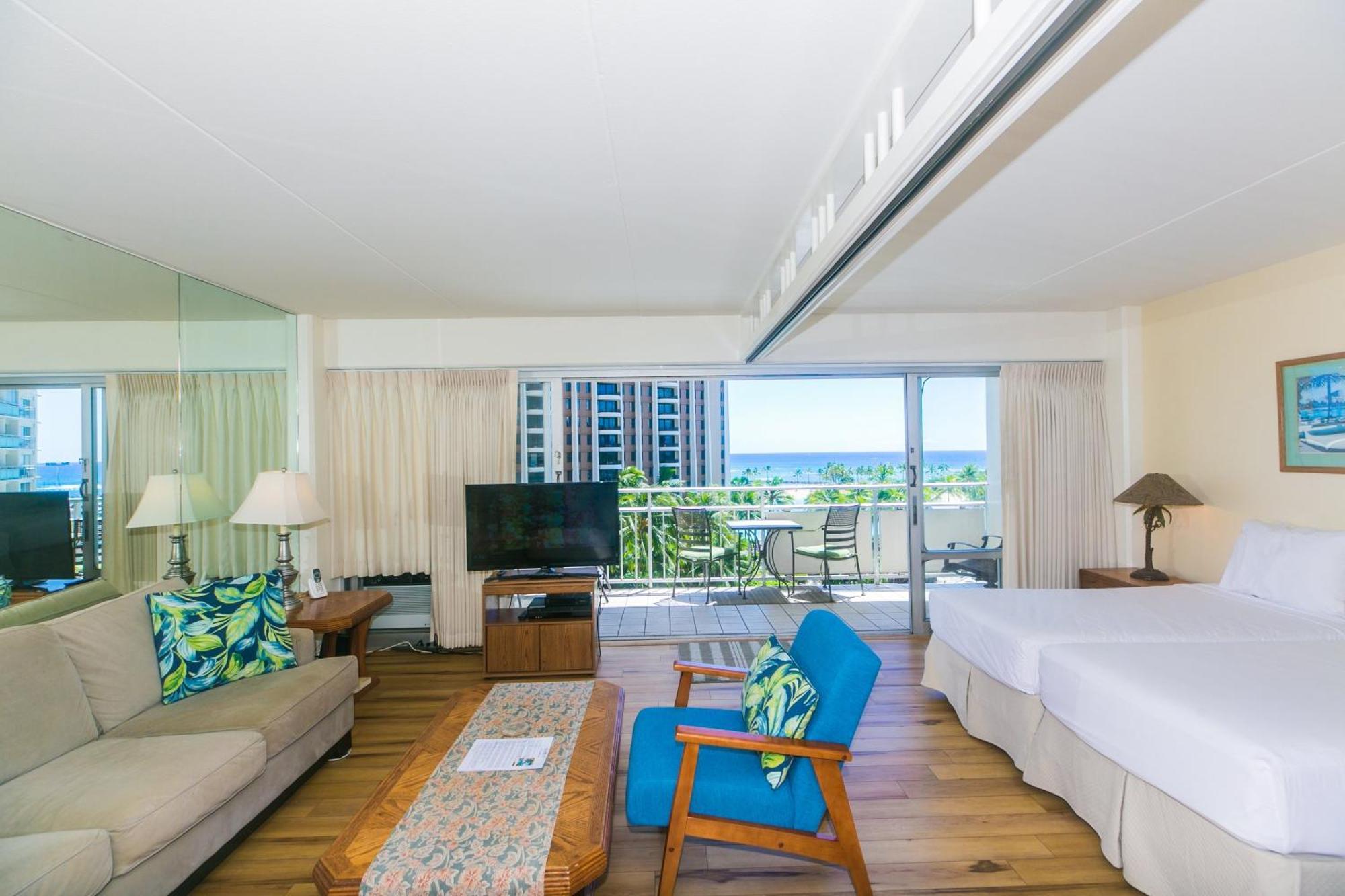 Ilikai Tower One Bedroom Lagoon View Waikiki Condos With Lanai & Free Wifi Гонолулу Номер фото